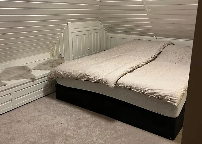 Historic House Centre