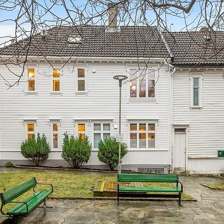 Lägenhet Historic House Centre *